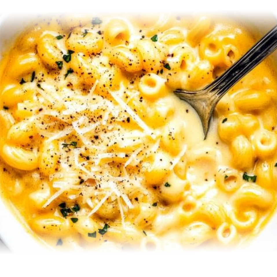 Creamy Double Cheddar Mac & Cheese Dish